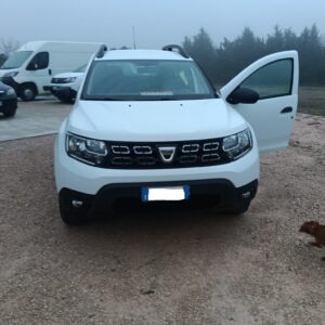 Dacia Duster 4x4     neopatentati ok (VENDUTA)
