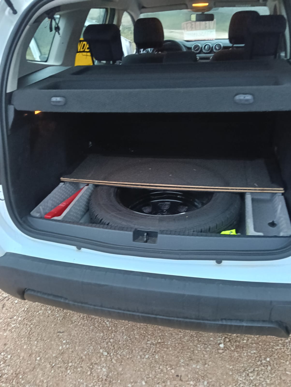 Dacia Duster 4x4 neopatentati ok (VENDUTA) - immagine 9