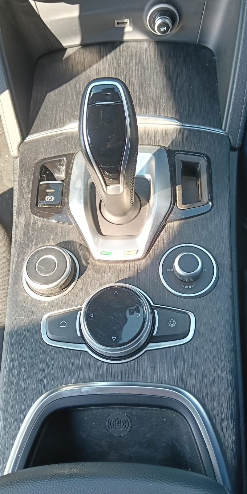 Alfa Romeo STELVIO 2.2 Turbo Diesel 160 CV - immagine 23
