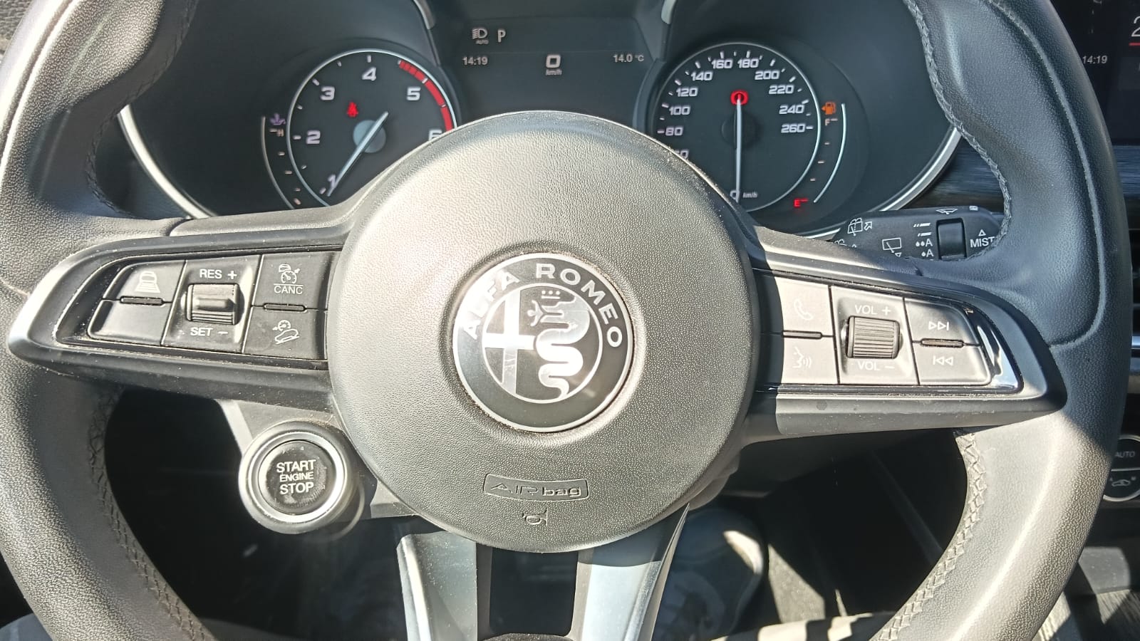 Alfa Romeo STELVIO 2.2 Turbo Diesel 160 CV - immagine 9